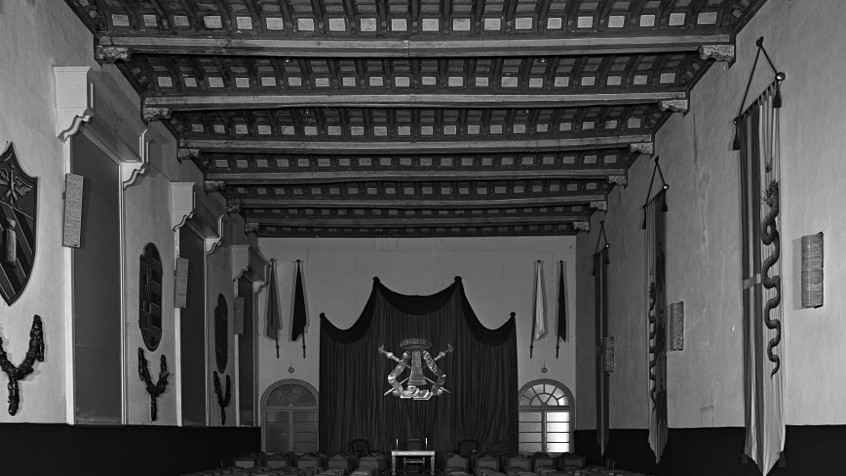 Palazzo centrale, aula del '400, antica infermeria dell'ospedale San Matteo,1954 ca.  (CHL A_35_25_001)