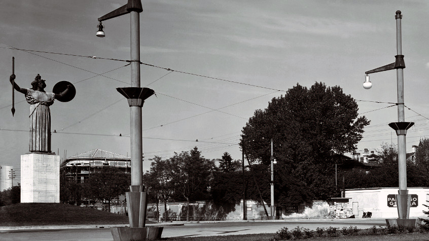 Pavia, Piazza Minerva (già Borgo Ratto o di Porta Cavour), 1940. (CHL A_36_22_1)
