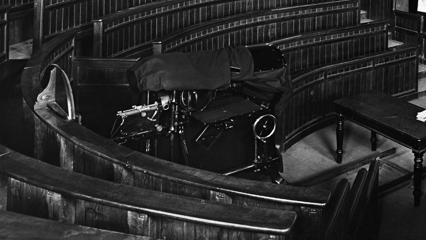Palazzo Botta Adorno, istituto di Anatomia Umana e di Patologia Generale, poi aula Camillo Golgi, primo piano, 1925 (CHL A_42_26_006)