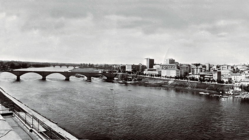 Veduta di Pavia dal Borgo Ticino, 1959 circa. (CHL B_75_17_001)
