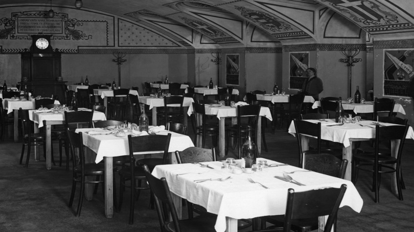Aula Magna sotterranea adibita a mensa, 1936 ca. (CHL B_94_11_001)