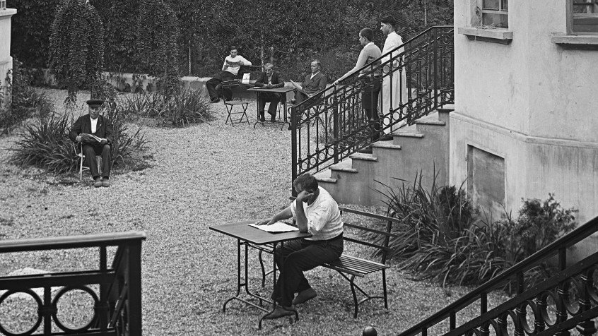 Clinica neuropatologica Casimiro Mondino, giardino, 1934 (CHL E_20_2_002)