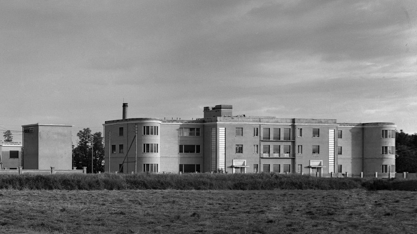 Istituti scientifici, zona Caima, ora via Forlaninii, post 1936 ante 1950 (CHL E_24_28_002)