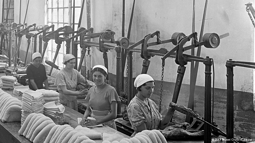 Voghera (PV), cappellificio G. Berti e Figli, 1936: varie fasi del ciclo di lavorazione. (CHL L_78_14_03)