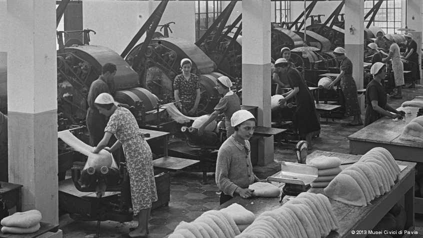 Voghera (PV), cappellificio G. Berti e Figli, 1936: varie fasi del ciclo di lavorazione. (CHL L_78_14_06)