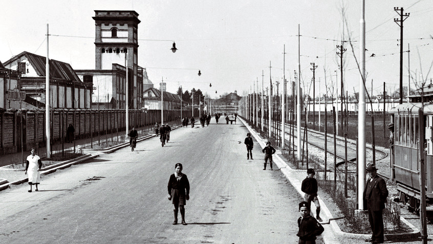 Pavia, viale Montegrappa (zona orientale della città), 1935. (CHL M_76_8)